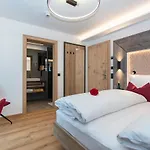 Klawunn & Hotel 3*
