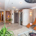Klawunn & Hotel 3*
