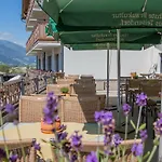 Klawunn & Hotel