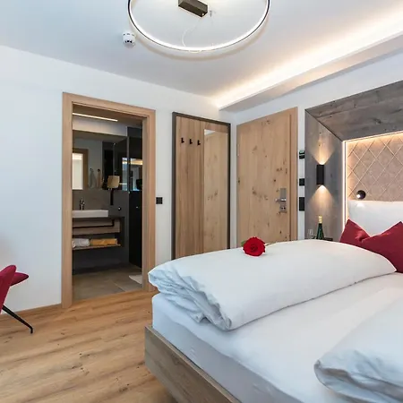 Klawunn & Hotel 3*